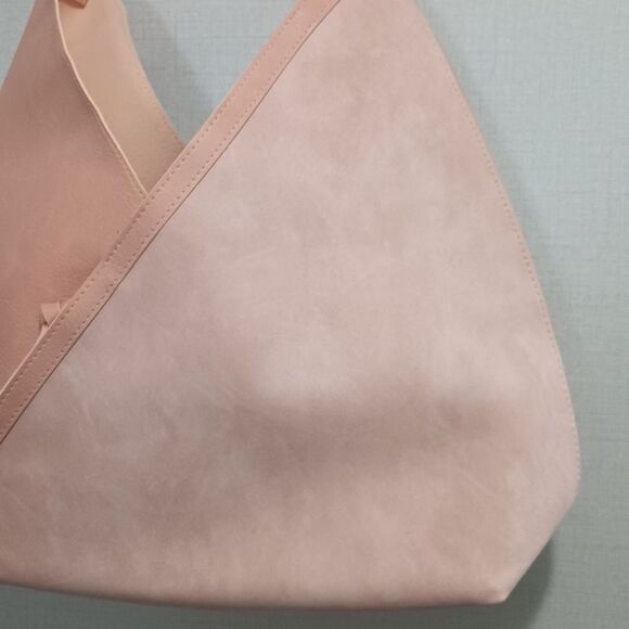 Ulta Beauty Tote Bag Blush Pink Faux Vegan Leather Hobo Shoulder NWOT Minimalist - Picture 4 of 11